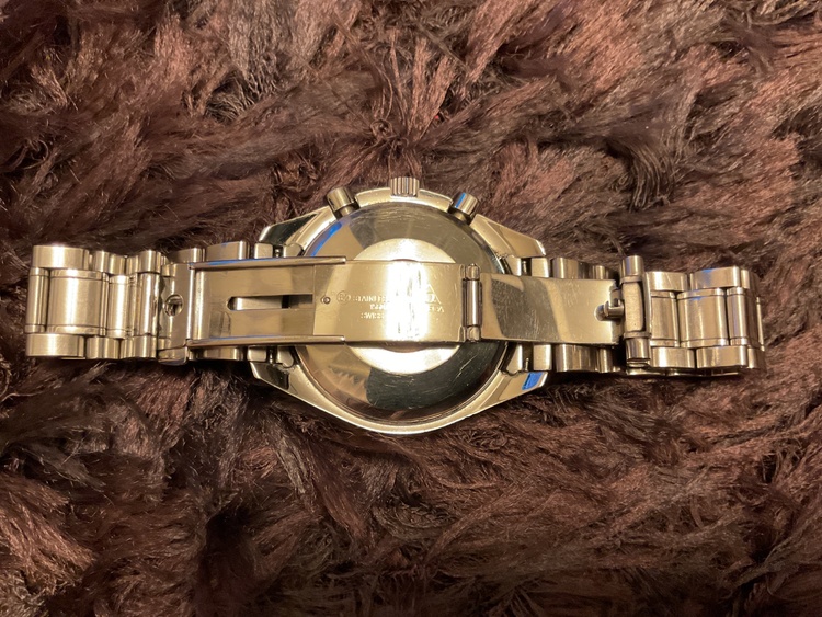 3520.50スピードマスターマーク40コスモストリプルカレンダークロノグラフ自（高級時計）の商品画像 - 査定依頼日：2026年2月1日 - 最高査定価格：310,000円