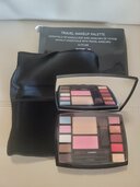 シャネルトラベルメイクアップパレット（コスメ・美容・健康器具）の商品画像 - 査定依頼日：2026年1月22日 - 最高査定価格：1,000円