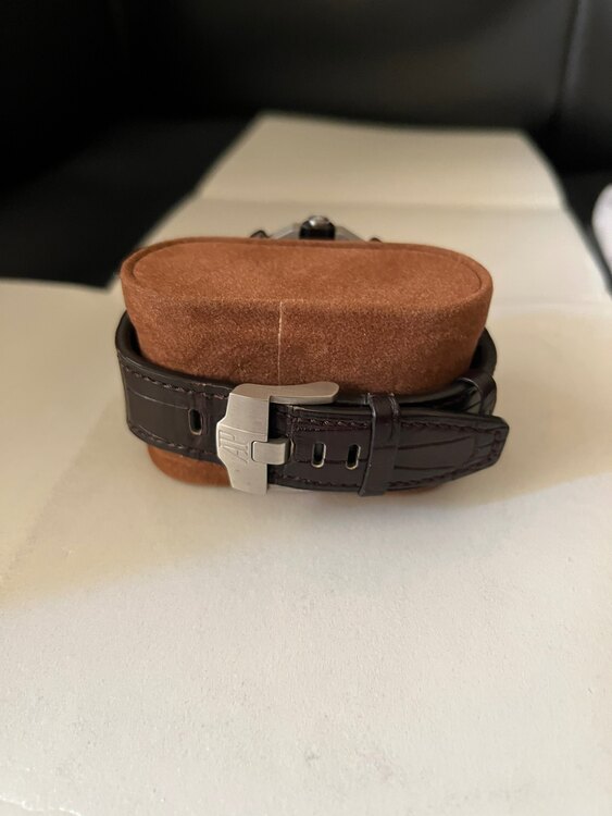 オーデマピゲ ロイヤルオーク 26470s（高級時計）の商品画像 - 査定依頼日：2025年5月6日 - 最高査定価格：2,700,000円