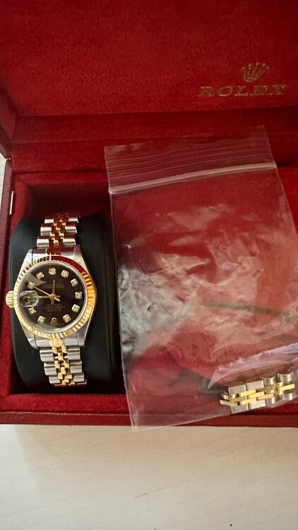 <font style="vertical-align: inherit;"><font style="vertical-align: inherit;">
Rolex
</font></font> <font style="vertical-align: inherit;"><font style="vertical-align: inherit;">
Datejust
</font></font> Aばn（高級時計）の商品画像 - 査定依頼日：2024年12月30日 - 最高査定価格：1,100,000円