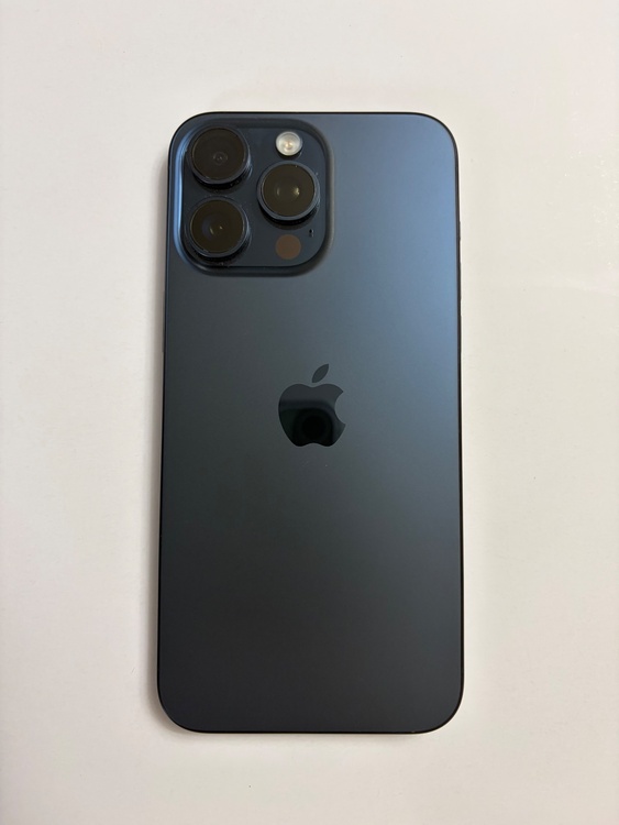 iPhone iPhone 15 Pro Max 256GB SIMフリー（スマホ）の商品画像 - 査定依頼日：2026年9月29日 - 最高査定価格：109,500円