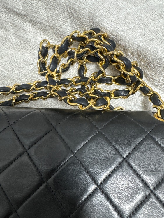 シャネル カンボンライン （ブランドバッグ）の商品画像 - 査定依頼日：2025年10月15日 - 最高査定価格：350,000円