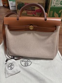 エールバックジップ31（ブランドバッグ）の商品画像 - 査定依頼日：2025年9月18日 - 最高査定価格：320,000円