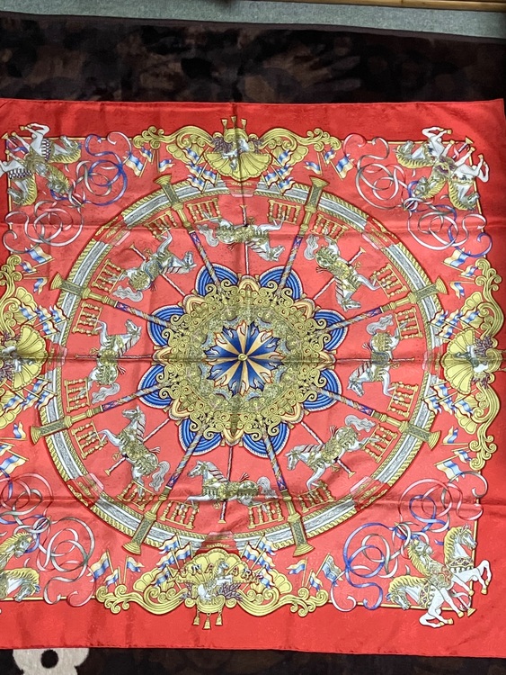 HERMES（古着・ファッション）の商品画像 - 査定依頼日：2025年11月15日 - 最高査定価格：9,000円