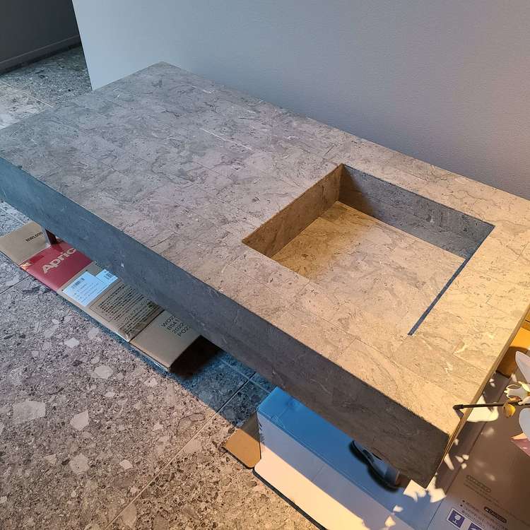 フクラ　リビングテーブル（家具・寝具）の商品画像 - 査定依頼日：2022年10月29日