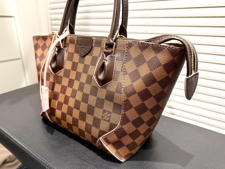 カイサトート（ブランドバッグ）の商品画像 - 査定依頼日：2025年12月19日 - 最高査定価格：85,000円