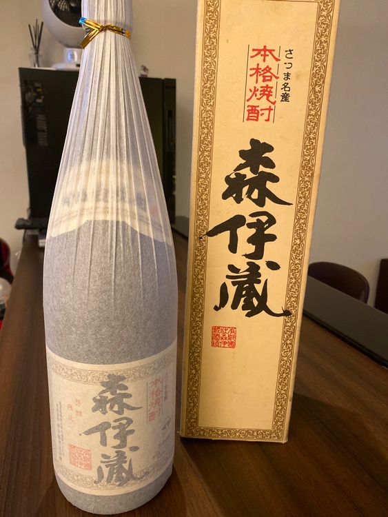 森伊蔵　一升瓶（お酒）の商品画像 - 査定依頼日：2026年2月27日 - 最高査定価格：12,000円