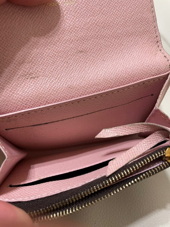 ポルトモネロザリ（ブランド財布・小物）の商品画像 - 査定依頼日：2025年3月16日 - 最高査定価格：14,000円