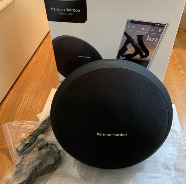 harman/kardon ONYX STUDIO AQUOS crystal（オーディオ・スピーカー）の商品画像 - 査定依頼日：2025年3月26日 - 最高査定価格：4,900円