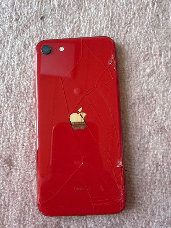 iPhone iPhone SE (第 2 世代) 128GB au（スマホ）の商品画像 - 査定依頼日：2026年9月19日 - 最高査定価格：4,500円
