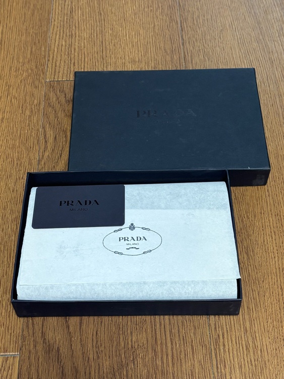 6穴システム手帳（ブランド財布・小物）の商品画像 - 査定依頼日：2025年11月24日 - 最高査定価格：10,000円