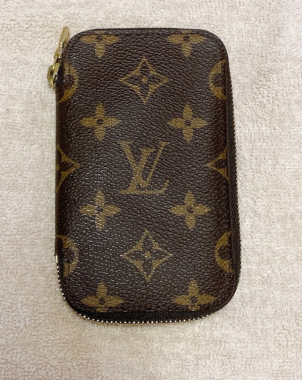 キーケース（ブランド財布・小物）の商品画像 - 査定依頼日：2022年7月2日 - 最高査定価格：13,000円