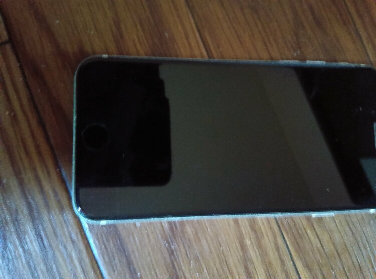 スマホ2台（スマホ）の商品画像 - 査定依頼日：2026年4月20日 - 最高査定価格：15,000円