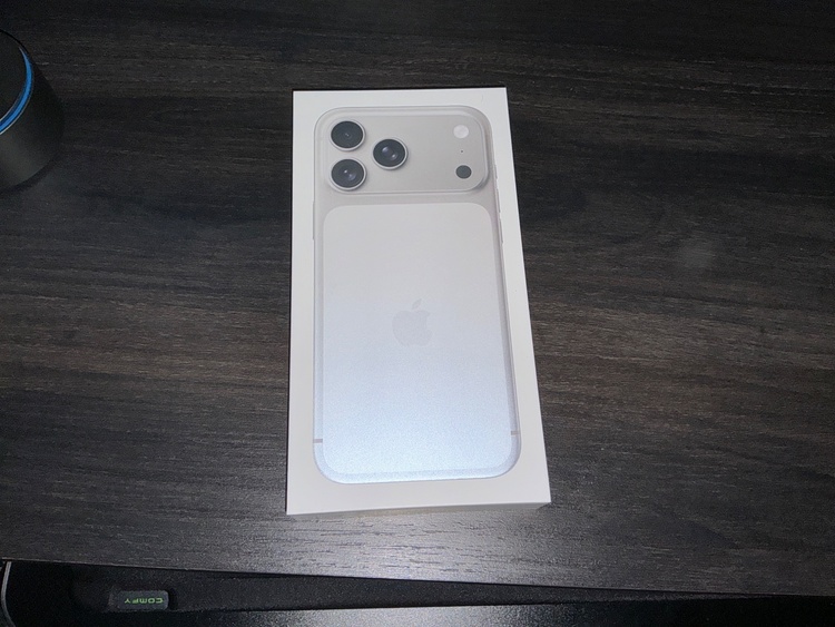 iPhone 17 Pro Max 256GB SIMフリー（スマホ）の商品画像 - 査定依頼日：2026年1月28日 - 最高査定価格：185,000円