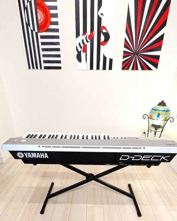 D-DECK（ピアノ・楽器・PA機材）の商品画像 - 査定依頼日：2026年5月8日 - 最高査定価格：10,000円