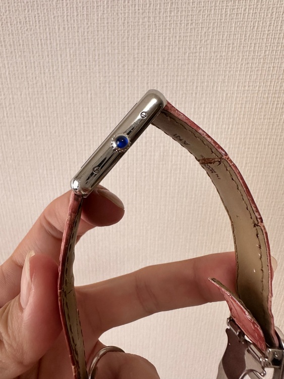 カルティエ タンク w101825（高級時計）の商品画像 - 査定依頼日：2025年7月23日 - 最高査定価格：300,000円