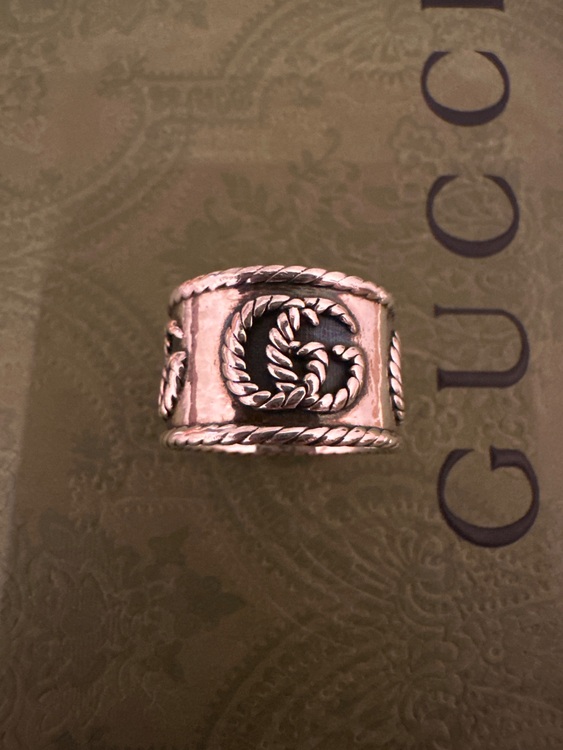 グッチ  （ブランドバッグ）の商品画像 - 査定依頼日：2025年11月17日 - 最高査定価格：15,000円