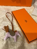 ロデオチャームPM（ブランド財布・小物）の商品画像 - 査定依頼日：2024年9月1日 - 最高査定価格：35,000円