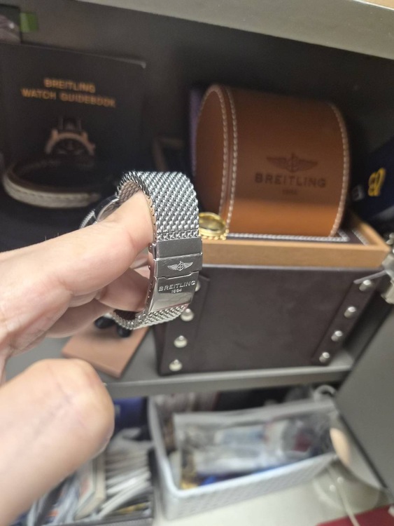 ブライトリング スーパーオーシャン AB3111161C1A（高級時計）の商品画像 - 査定依頼日：2026年2月23日 - 最高査定価格：660,000円