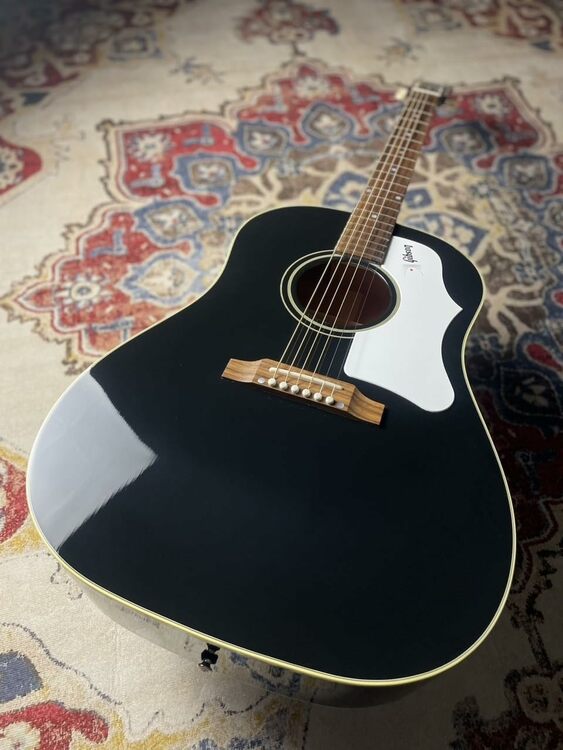 60s J-45 STD FIXED Ebony【島村楽器オーダーモデル】（ピアノ・楽器・PA機材）の商品画像 - 査定依頼日：2026年5月11日 - 最高査定価格：100,000円