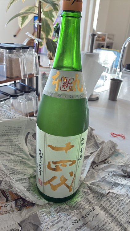 日本酒 十四代（お酒）の商品画像 - 査定依頼日：2026年10月16日 - 最高査定価格：15,000円