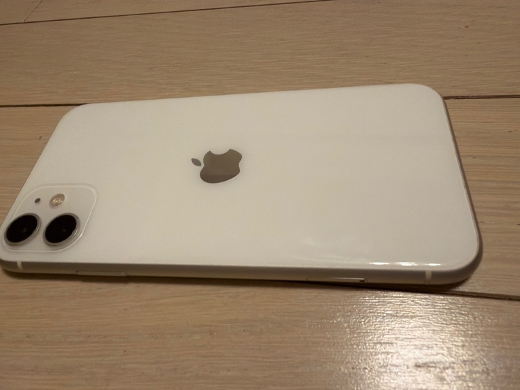 iPhone11 128G（スマホ）の商品画像 - 査定依頼日：2026年3月31日 - 最高査定価格：17,000円