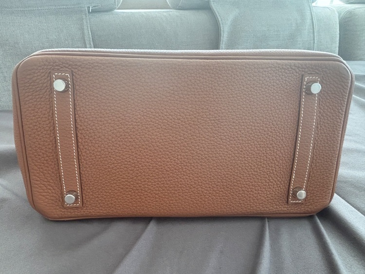 30 ゴールド　トゴ（ブランドバッグ）の商品画像 - 査定依頼日：2025年7月5日 - 最高査定価格：3,000,000円