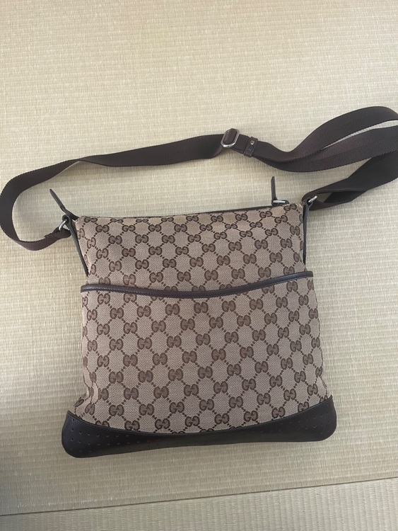 グッチ  （ブランドバッグ）の商品画像 - 査定依頼日：2025年8月29日 - 最高査定価格：30,000円