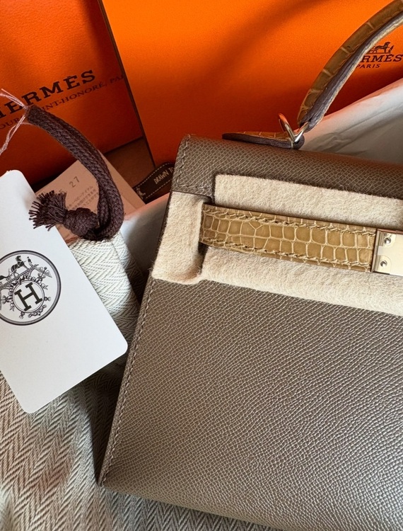 エルメス ケリー （ブランドバッグ）の商品画像 - 査定依頼日：2025年11月29日 - 最高査定価格：4,000,000円