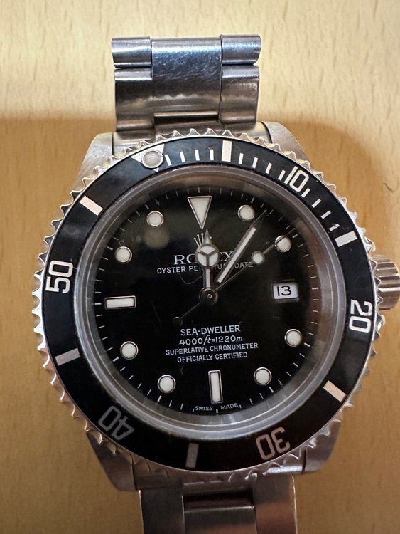 ロレックス シードゥエラー （高級時計）の商品画像 - 査定依頼日：2025年10月4日 - 最高査定価格：1,200,000円