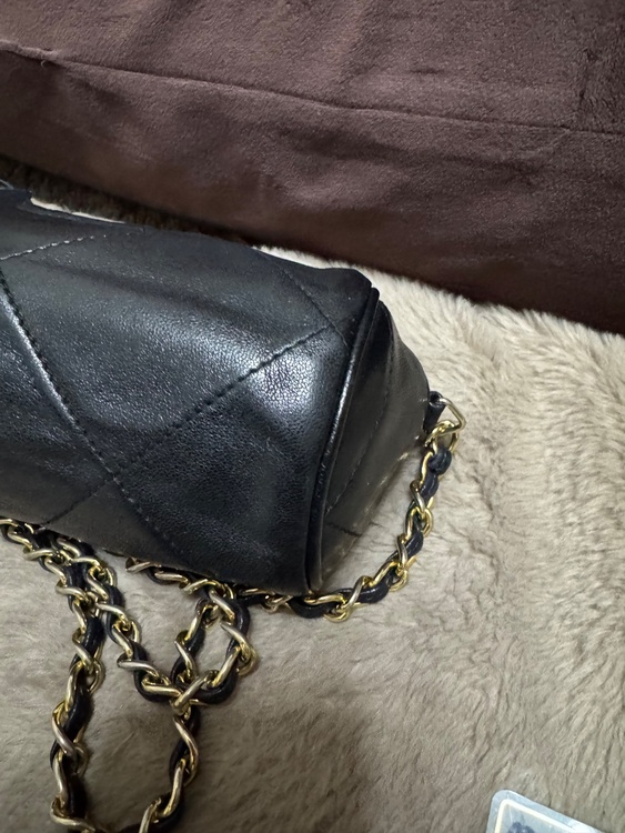 フリンジチェーンショルダー（ブランドバッグ）の商品画像 - 査定依頼日：2026年3月24日 - 最高査定価格：240,000円