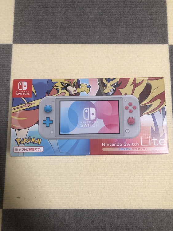 Nintendo switchlite ザシアン・ザマゼンタ（ゲーム機本体・ゲームソフト）の商品画像 - 査定依頼日：2021年3月7日 - 最高査定価格：13,000円