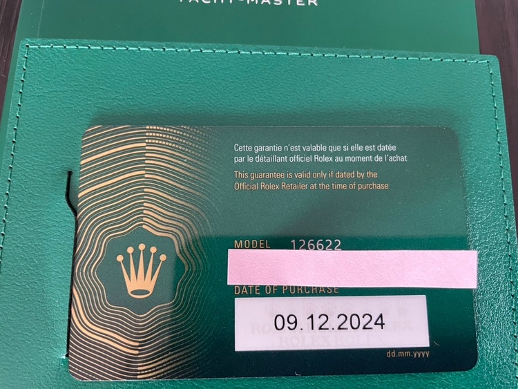 ヨットマスター40 ブルー文字盤（高級時計）の商品画像 - 査定依頼日：2025年6月19日 - 最高査定価格：1,900,000円