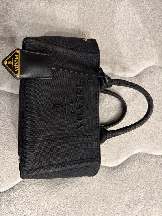 プラダ  （ブランドバッグ）の商品画像 - 査定依頼日：2026年2月1日 - 最高査定価格：135,000円