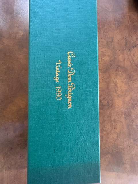 ドン・ペリニヨン（お酒）の商品画像 - 査定依頼日：2025年4月24日 - 最高査定価格：28,000円