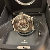 547.NX.0170.LR（高級時計）の商品画像 - 査定依頼日：2025年5月26日 - 最高査定価格：1,150,000円