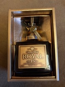 サントリーローヤル15年（お酒）の商品画像 - 査定依頼日：2026年4月2日 - 最高査定価格：7,500円