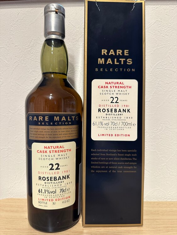 ローズバンク22年(1981ー2004)カスクストレングス61.1%（お酒）の商品画像 - 査定依頼日：2025年4月6日 - 最高査定価格：180,000円