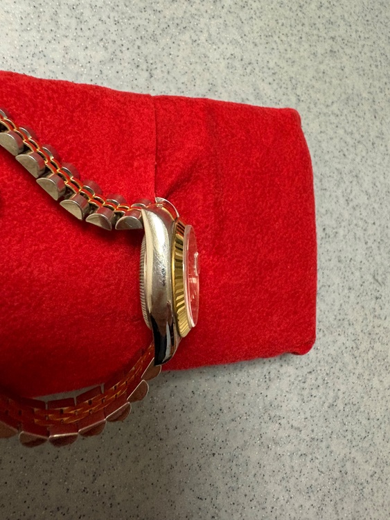 ロレックス デイトジャスト 6917（高級時計）の商品画像 - 査定依頼日：2026年4月1日 - 最高査定価格：820,000円