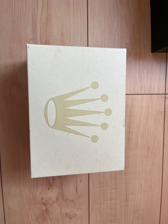 ロレックス サブマリーナー 14060（高級時計）の商品画像 - 査定依頼日：2025年9月27日 - 最高査定価格：1,340,000円