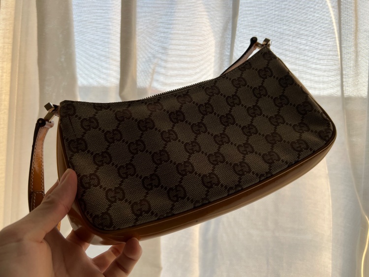 グッチ  （ブランドバッグ）の商品画像 - 査定依頼日：2026年4月15日 - 最高査定価格：22,000円