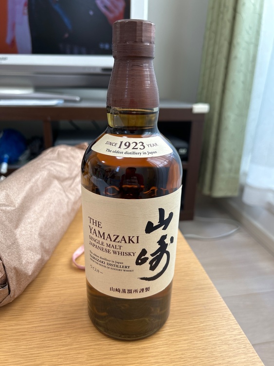 ウイスキー サントリー山崎 （お酒）の商品画像 - 査定依頼日：2026年1月5日 - 最高査定価格：9,000円