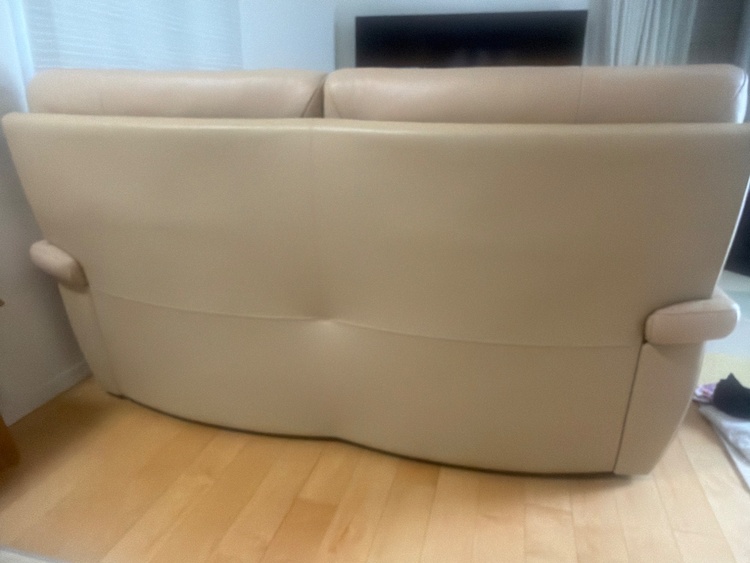 カリモク　ソファ（家具・寝具）の商品画像 - 査定依頼日：2026年10月10日 - 最高査定価格：5,000円
