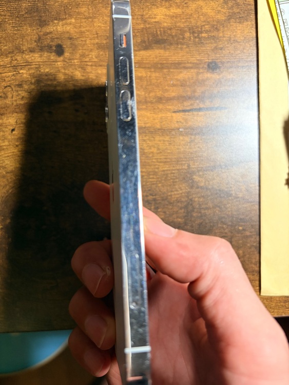 iPhone 12 Pro 128GB SIMフリー（スマホ）の商品画像 - 査定依頼日：2025年9月26日 - 最高査定価格：30,000円