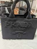 プラダ  （ブランドバッグ）の商品画像 - 査定依頼日：2024年11月27日 - 最高査定価格：10,000円
