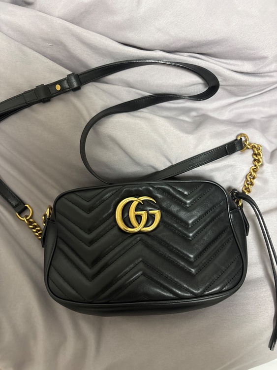 GGマーモント　レザーチェーンショルダーバッグ（ブランドバッグ）の商品画像 - 査定依頼日：2026年2月28日 - 最高査定価格：90,000円