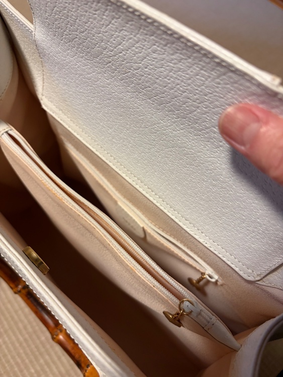 グッチ  （ブランドバッグ）の商品画像 - 査定依頼日：2026年3月2日 - 最高査定価格：30,000円