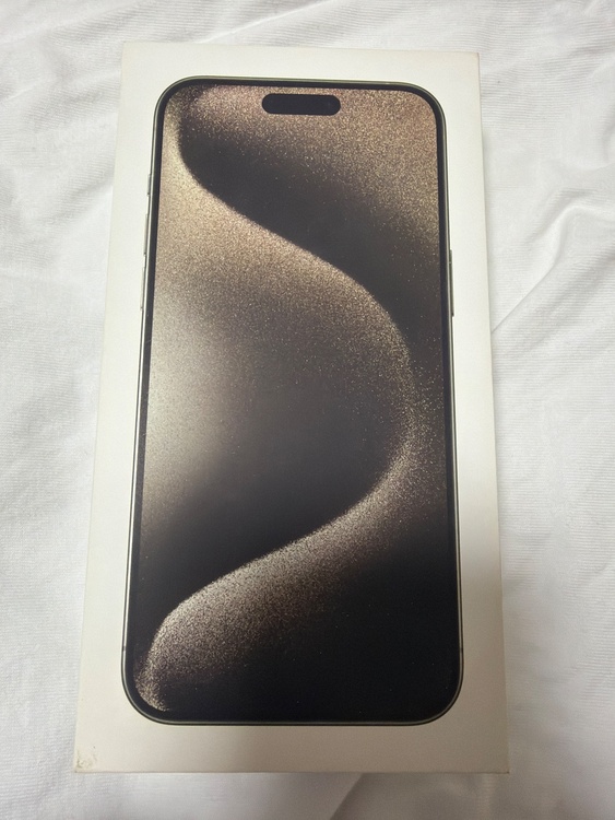 iPhone iPhone 15 Pro Max 256GB SIMフリー（スマホ）の商品画像 - 査定依頼日：2026年6月16日 - 最高査定価格：90,000円