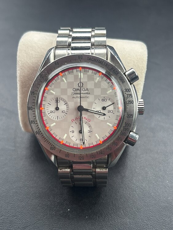 オメガ スピードマスター 3517300（高級時計）の商品画像 - 査定依頼日：2025年3月29日 - 最高査定価格：520,000円