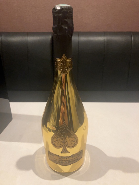 アルマンドゴールド（お酒）の商品画像 - 査定依頼日：2025年11月7日 - 最高査定価格：26,000円